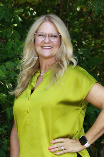 Quarles, Tina